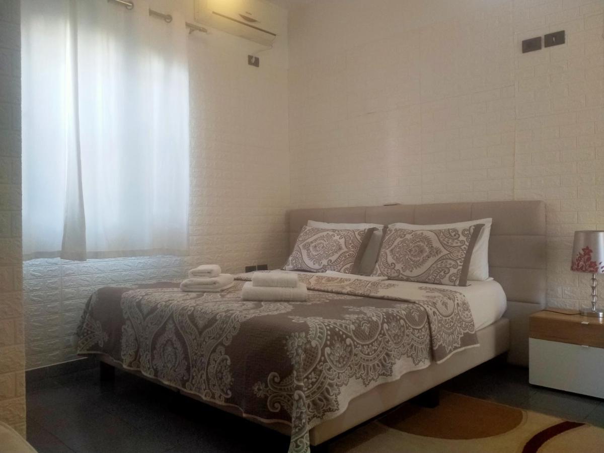 Orange Villa Hotel Tirana Zewnętrze zdjęcie