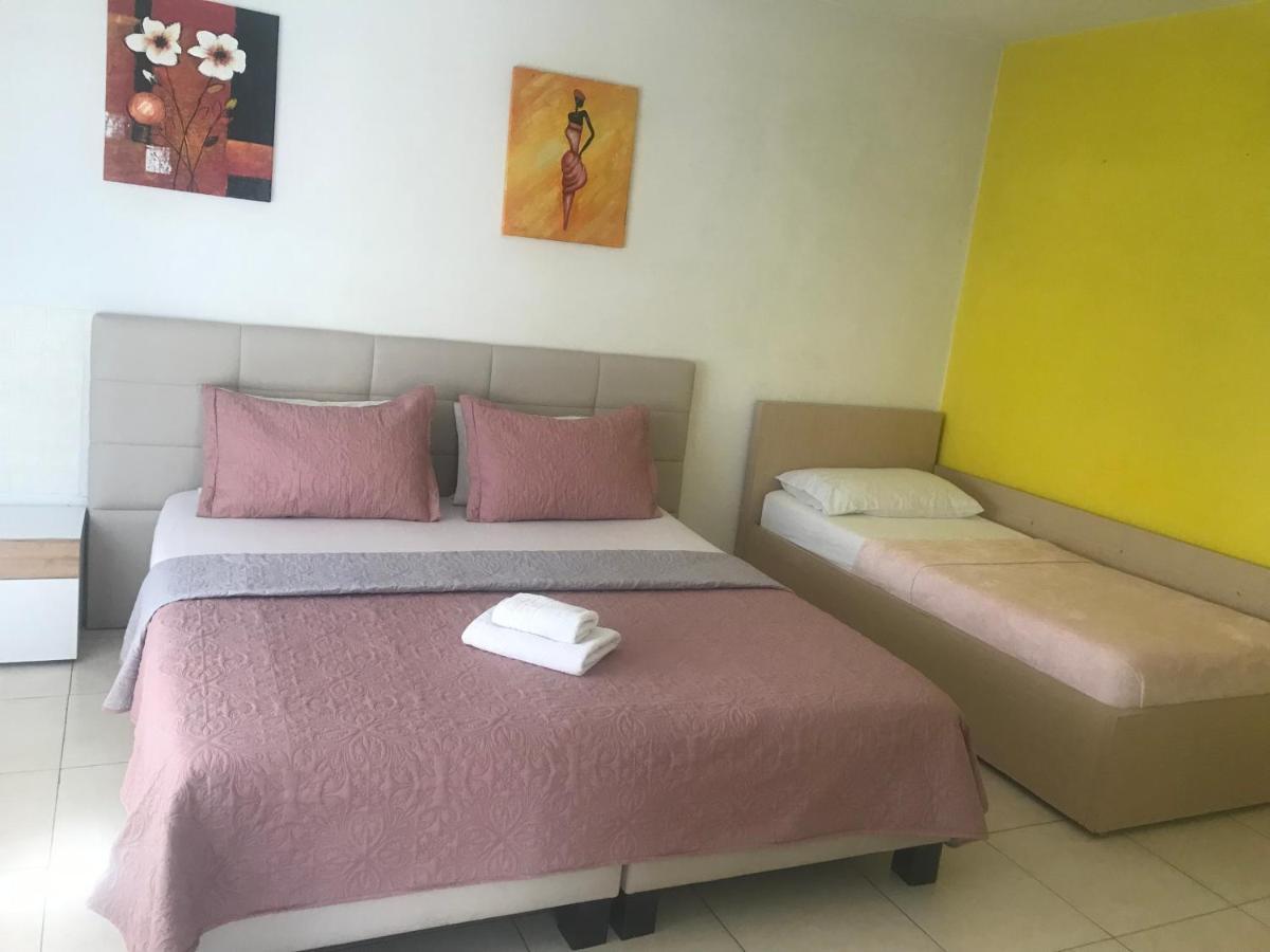 Orange Villa Hotel Tirana Zewnętrze zdjęcie