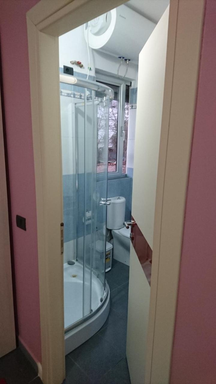 Orange Villa Hotel Tirana Zewnętrze zdjęcie